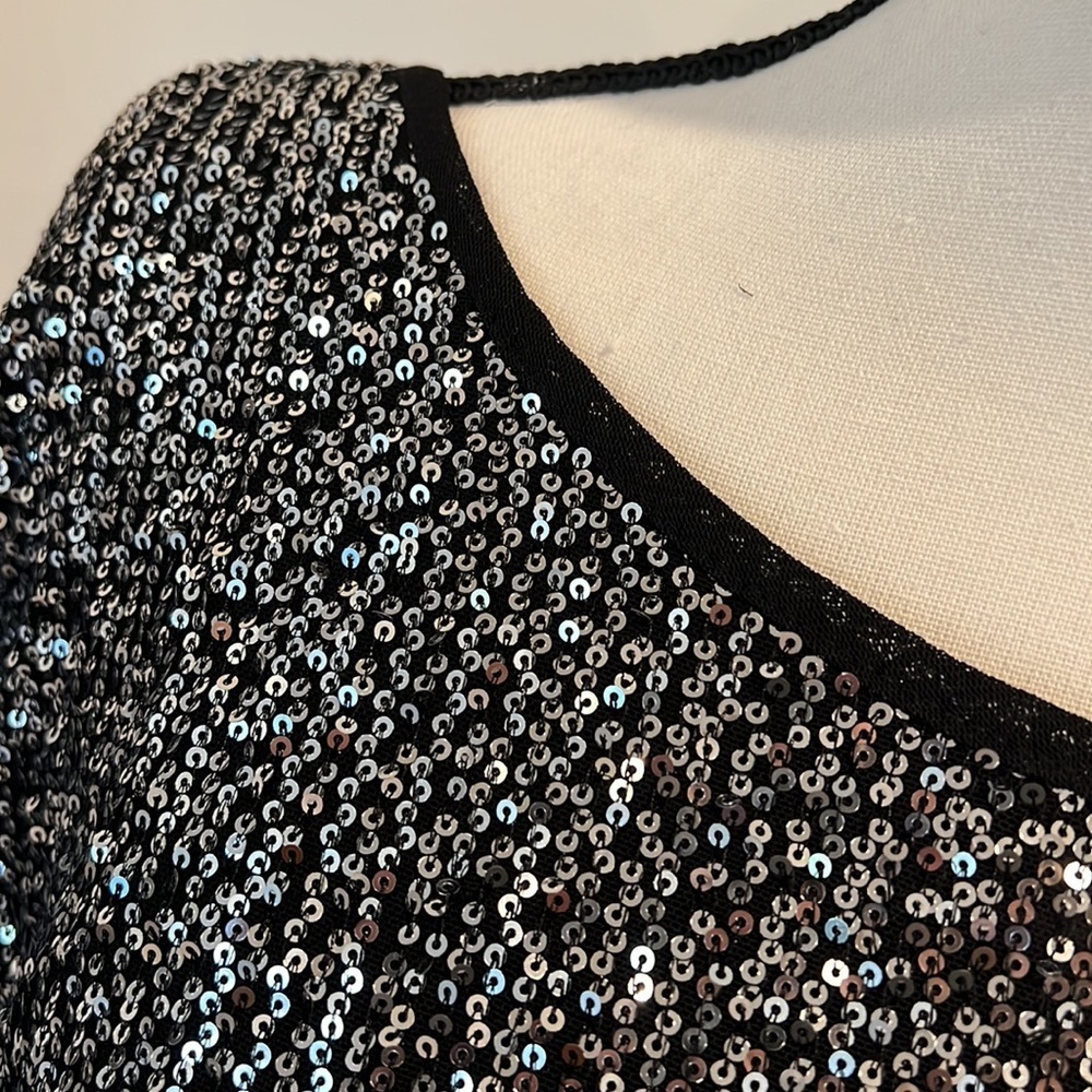 Pretty Guide sequin top size 14 - Picture 2 of 5